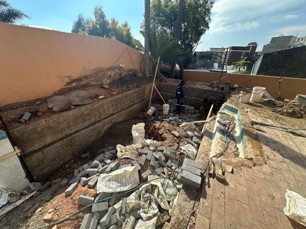 Pool Remodeling before renovation